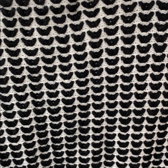 Sweater - Picture 3 of 4